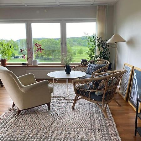 Apartment Right Next To The Golf Course And With The Ocean Just Around The Corner Ljungskile Luaran gambar